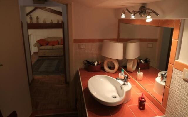 Adele Apartment