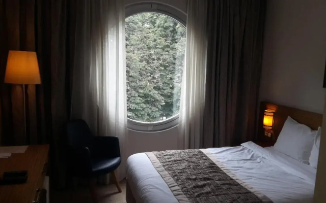 Hotel Almina Park