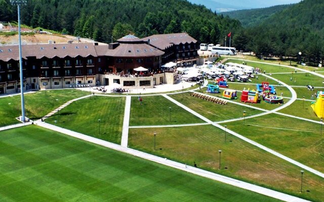 Fenerbahce Topuk Yaylasi Resort  Sport