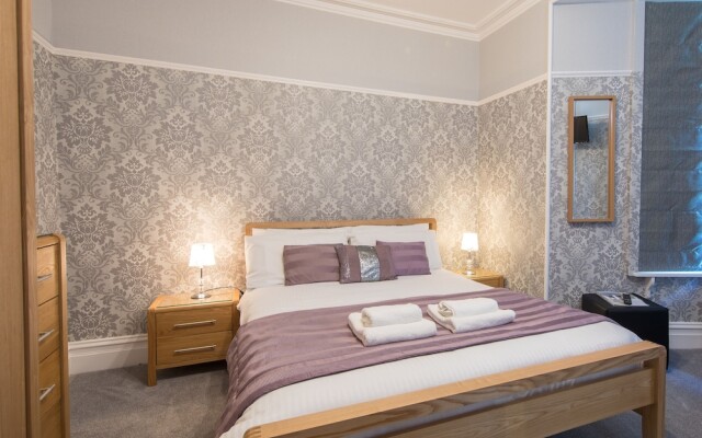 Thornbank House - inc off-site Health Club
