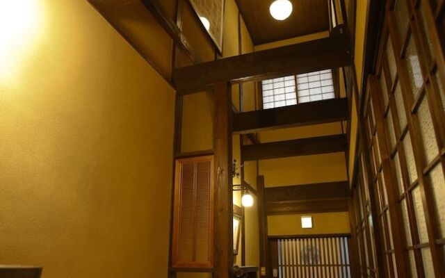 Yamagata Kyomachi Hatago Nishijin