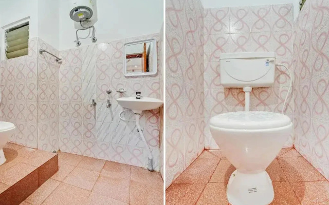 Satya Homes by OYO Rooms