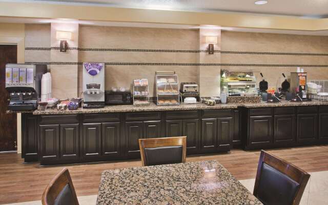 La Quinta Inn & Suites by Wyndham Hot Springs