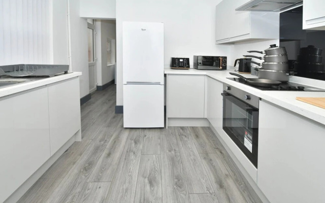 Townhouse @ Eastwood Place Stoke