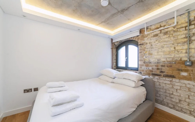 Industrial-chic Flat Near Tower Bridge