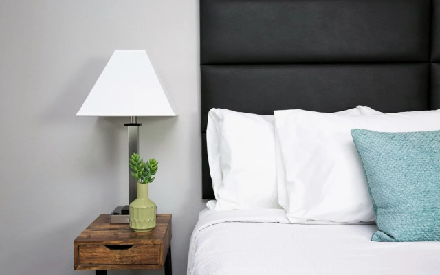 Stay Alfred Union at Roosevelt