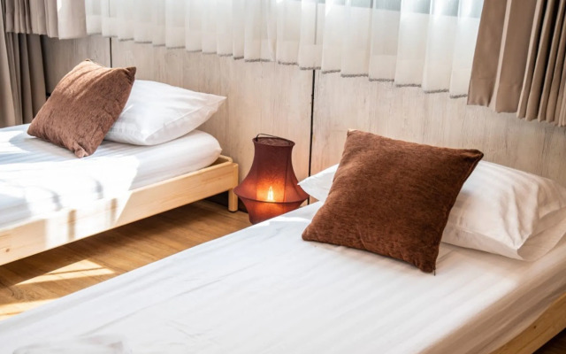 The Stream House at Mae Kampong