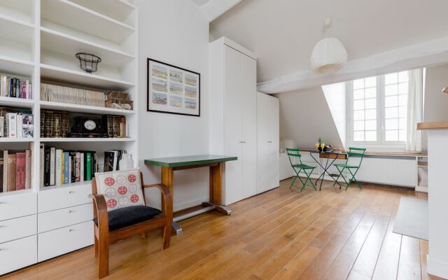 Le Marais - hôtel de Ville Apartment