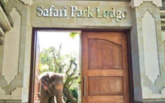 Mason Elephant Lodge