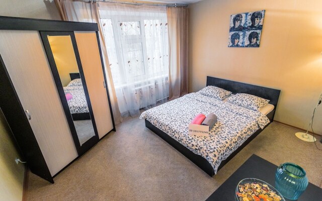 Апартаменты, Волков переулок