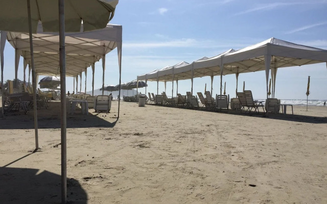 34 Riviera: M4 Giardino 44A, frente Praia, 4Dorms, 3Banh, 2Gar, Varanda Gourmet com Churrasqueira