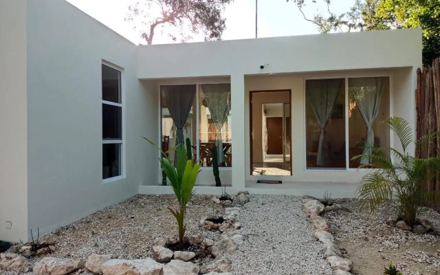 Villa Kuxtah, Beautiful bungalow with Private Pool