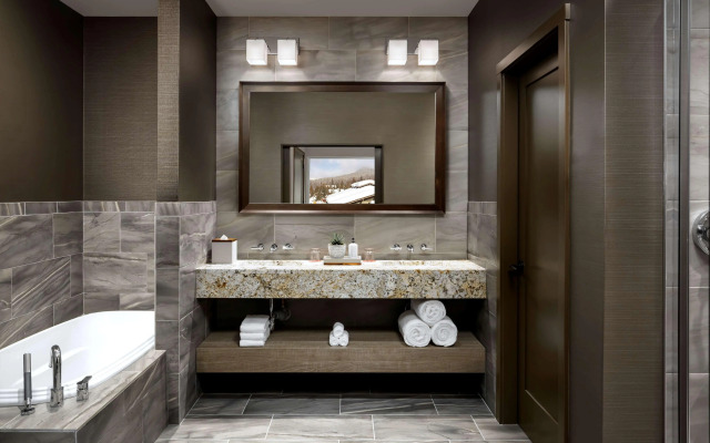 The Josie Hotel, Autograph Collection