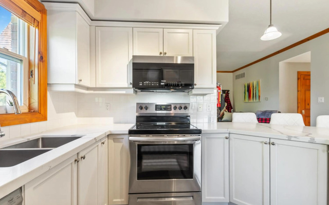 Blue Mountain 3 bedroom Dream Chalet 81590