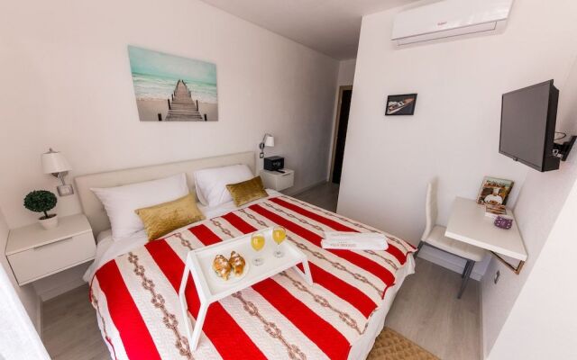 Villa Hedonist