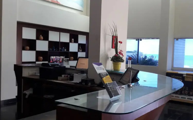 Flats com vista Mar em Ponta Negra - 300m da Praia