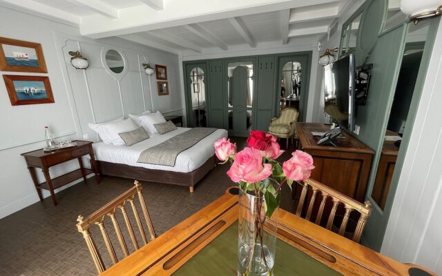 Le Richelieu Hôtel
