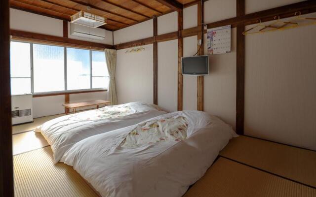 Fujiyoshida Youth Hostel