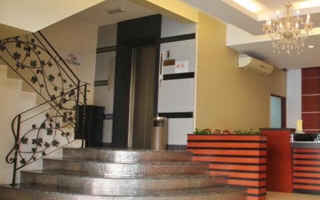 Prince Hotel