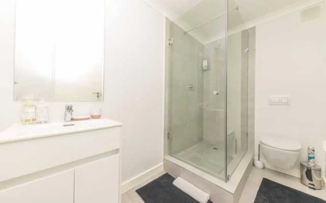 Colourful and Cosy Studio Apartment in Newlands