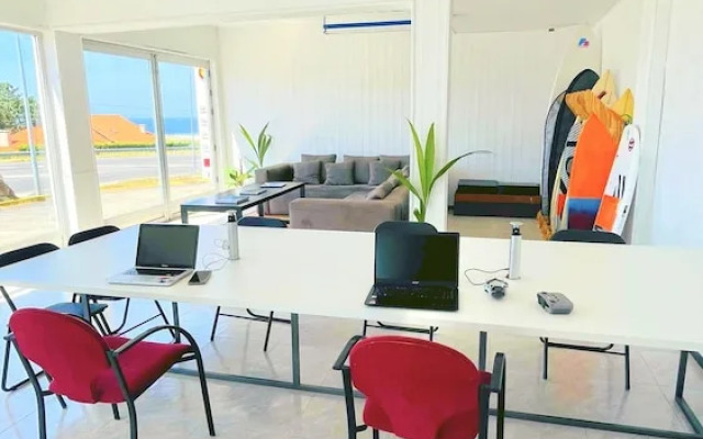Area Surf House