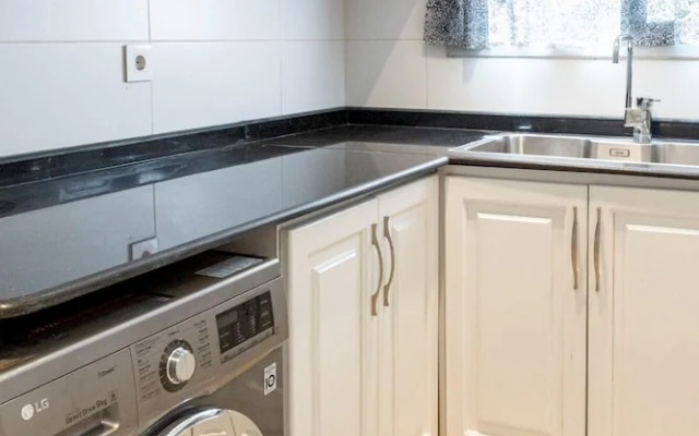 Vesta - Luxury APT - 3Br - CFC IX