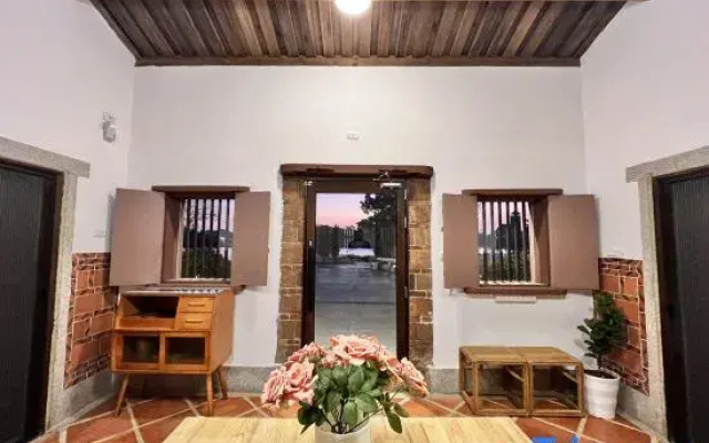 Kinmen Relax Lake Historical B&B