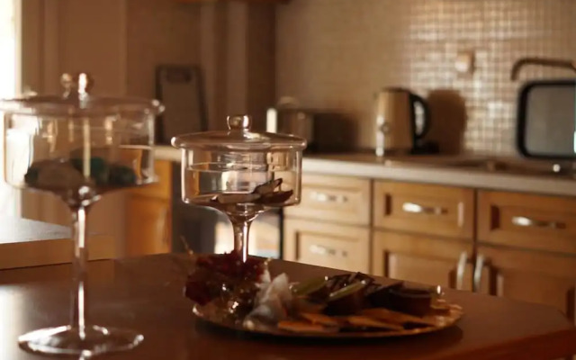 Daphne Luxury Apartment