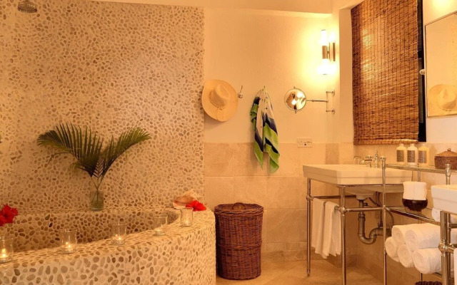 FireFly Hotel Mustique