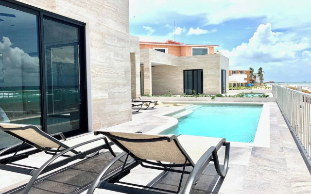 Seaside Villa 4 Beds, Private Pool, Amazing Views