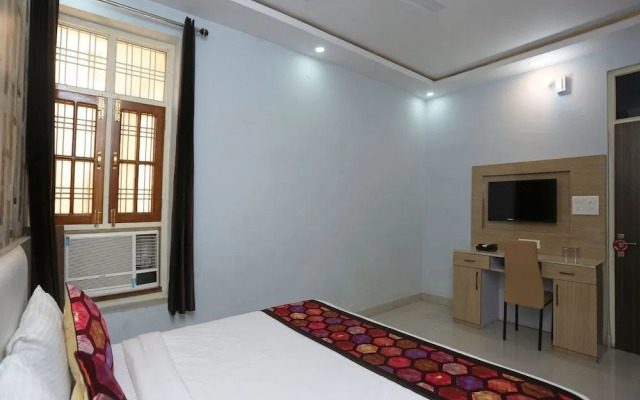VMS Royal Inn By OYO Rooms