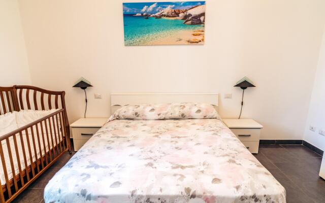 Welcomely - Senyera Apartment