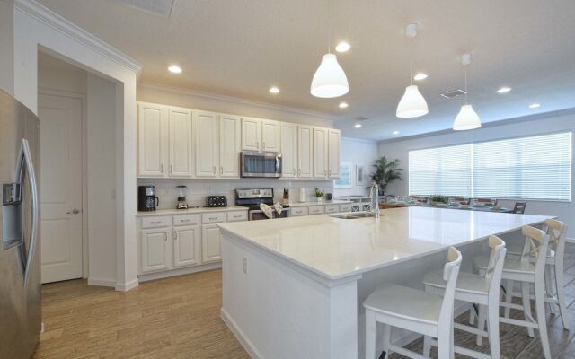 Sonoma- 7 Bedroom Pool Home- 1852SN