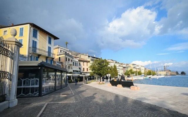 Romantic Benaco Sal - App 02