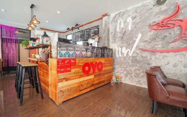 OYO 715 Apartment Khunpu