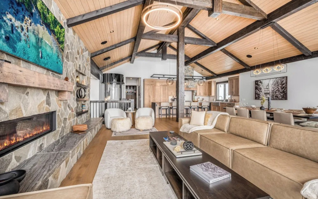 Opulence At Big White