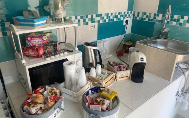 LAGUNA BLU Camera SOLE con terrazza panoramica in comune