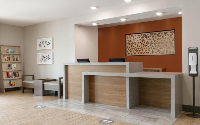Candlewood Suites Springfield