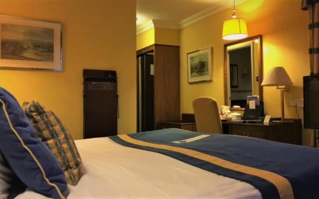 George Hotel