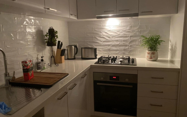 Beachside Apartment 108