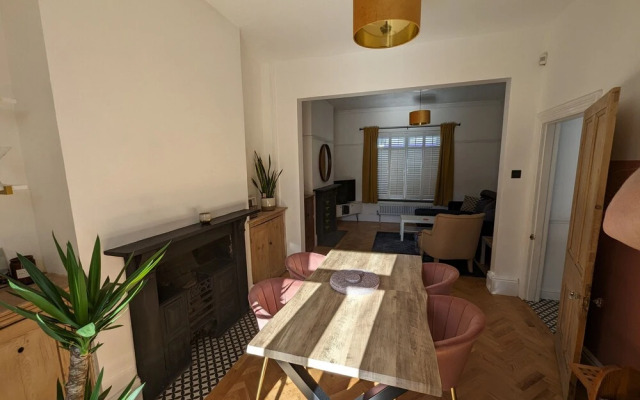 Stylish 2Bd Home Near Millenium Stadium, Cardiff