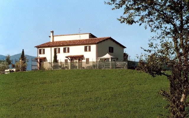 The Sunflower Apartment in a Farmhouse