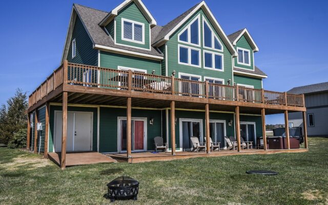 This Is Us 6 Bedroom House