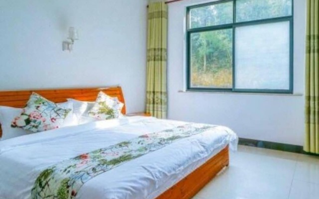 Yijie Holiday Damingshan Linan