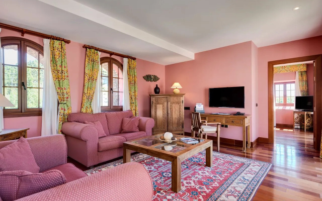 Hotel Monasterio de Boltana & SPA