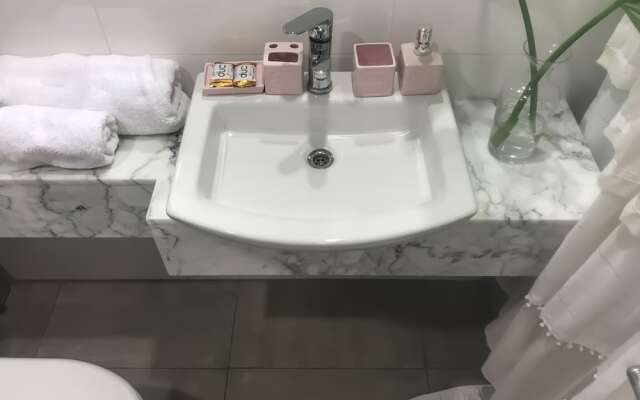 Master Suite Apartment
