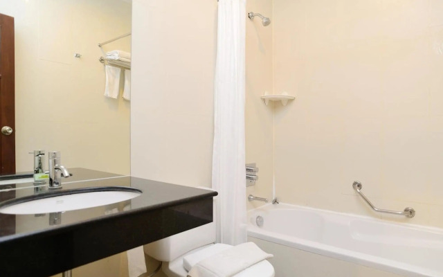 Kamala Beachfront Apartment