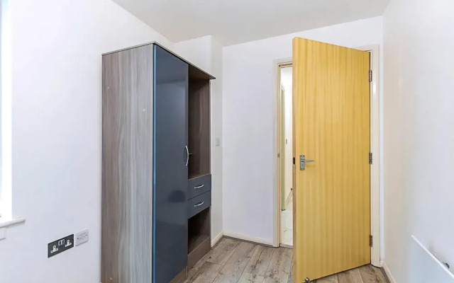 Modern and Minimalist Flat in Vauxhall