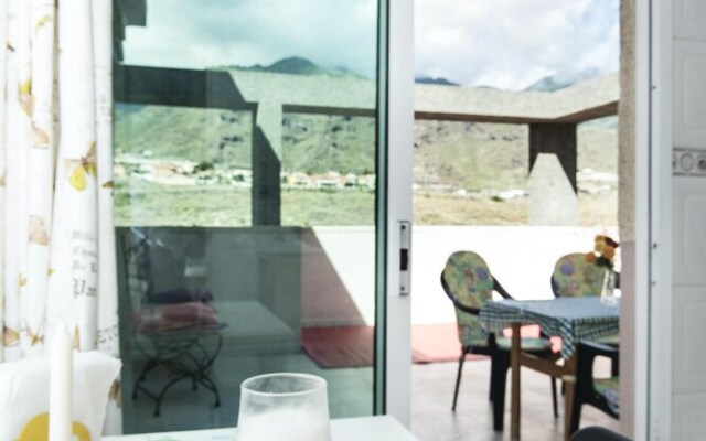 Apartment With one Bedroom in Candelaria, With Wonderful Mountain View