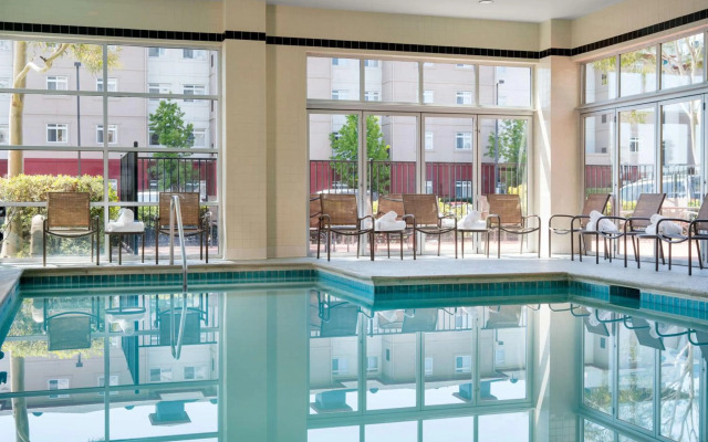 DoubleTree by Hilton San Francisco Airport North Bayfront